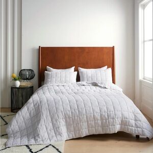 QUINCE Linen Box Quilt Twin Light Gray